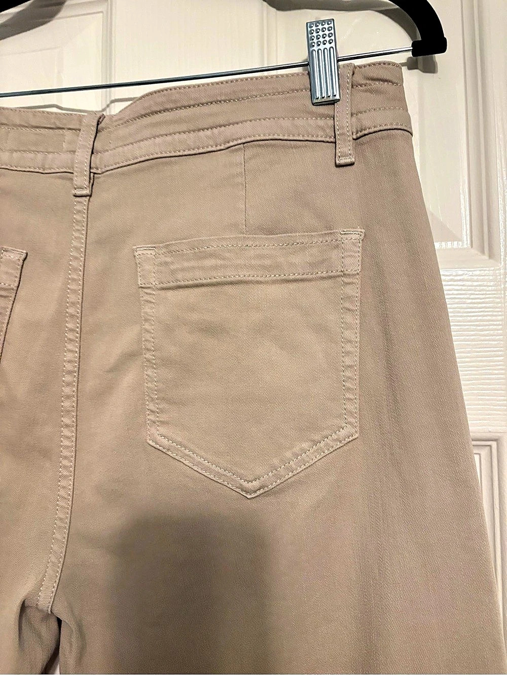 J. JILL Wide-Leg Denim Crops 💙 Khaki | Size 10 | Like New - Picture 5 of 14